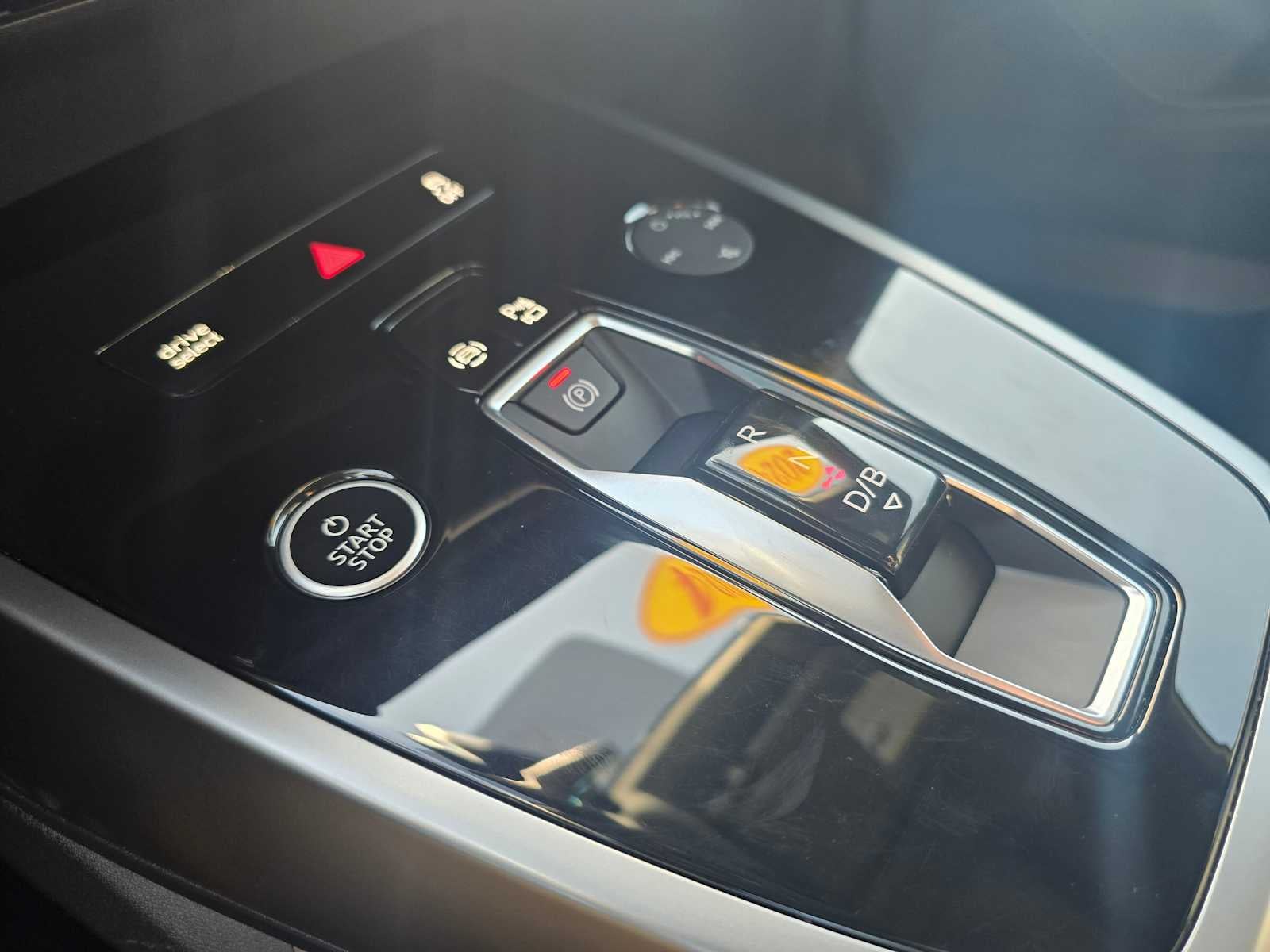 2024 Audi Q4 e-tron Premium Plus