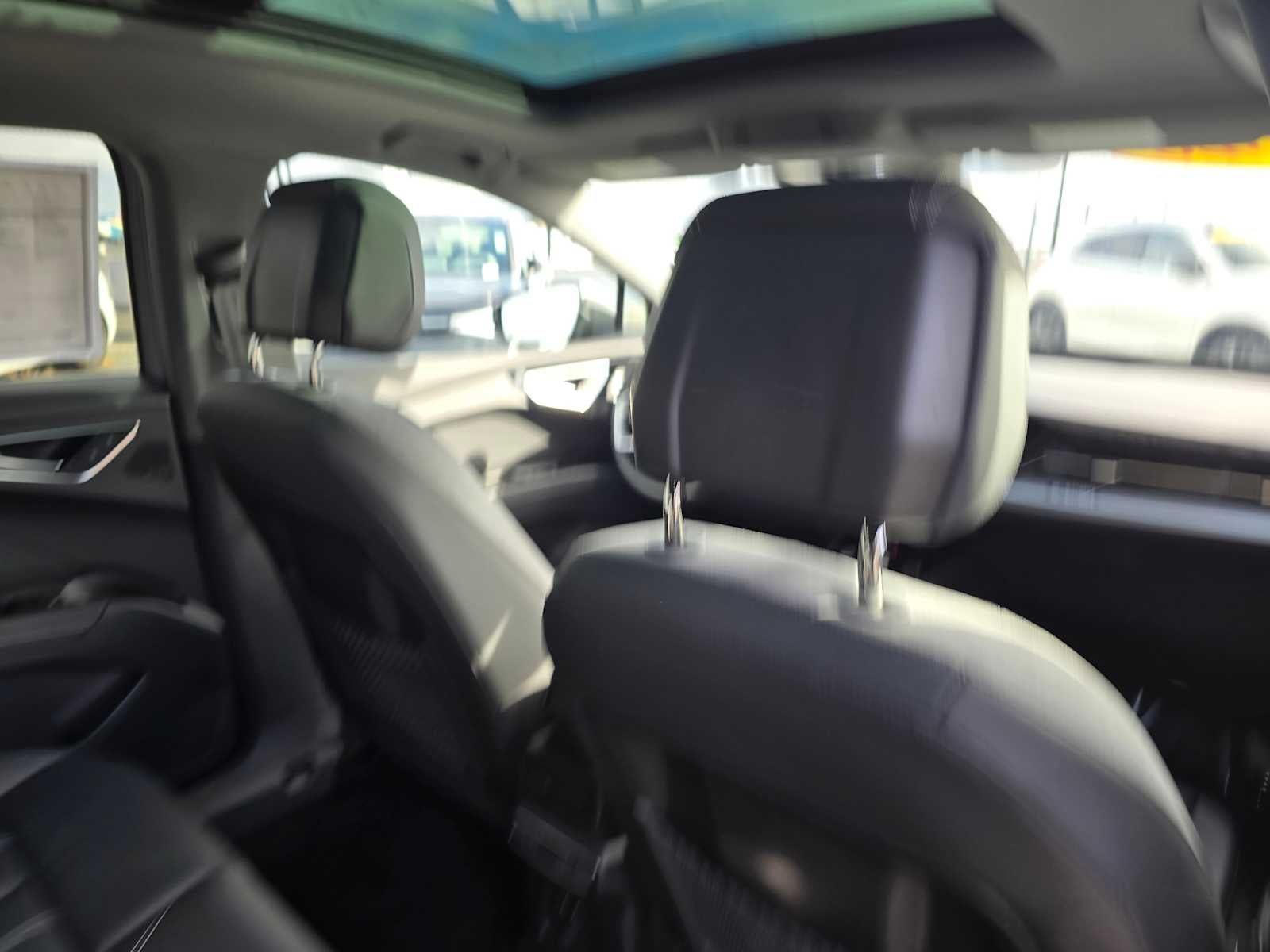 2025 Audi Q4 e-tron Premium Plus