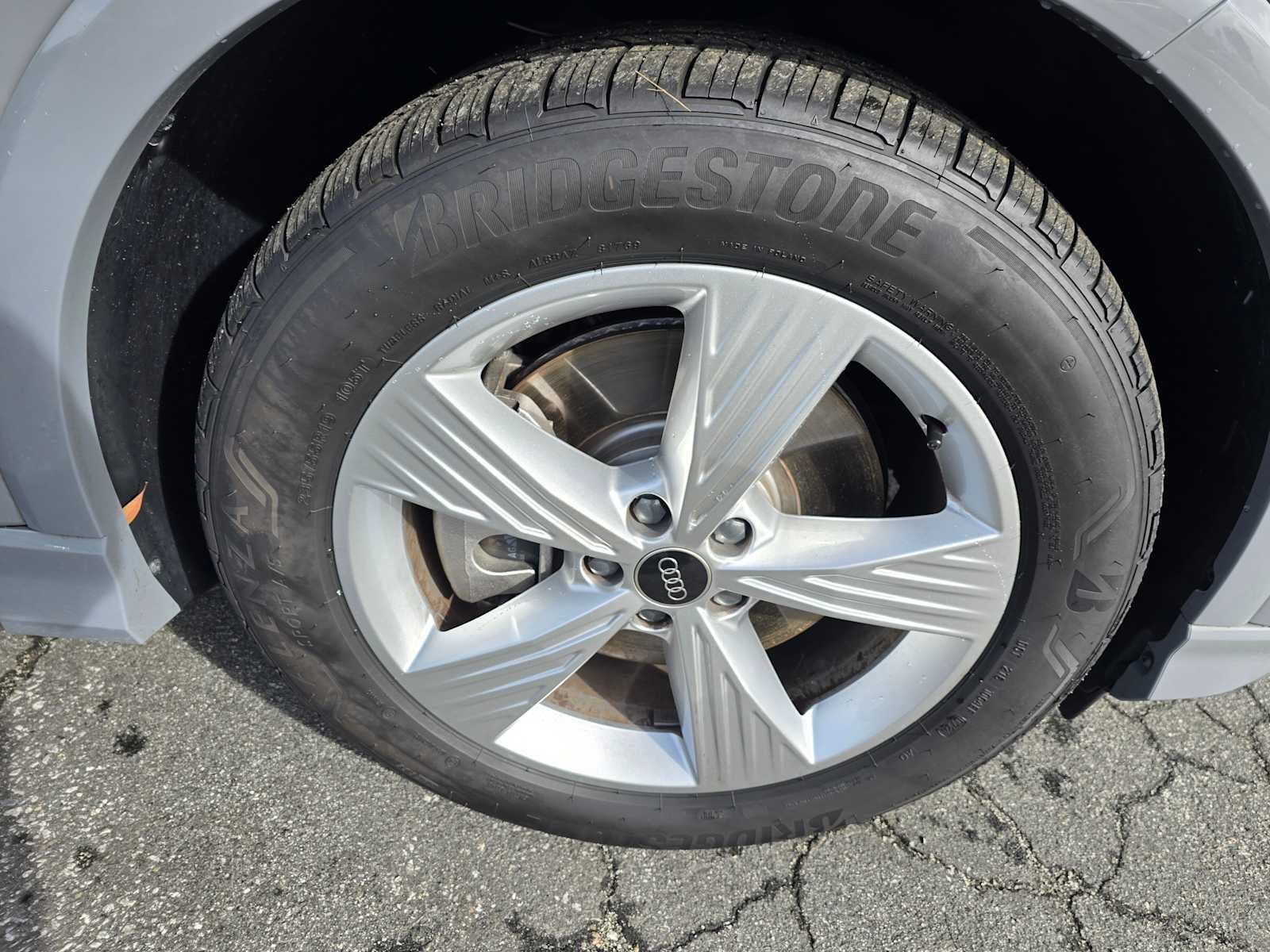 2025 Audi Q4 e-tron Premium Plus