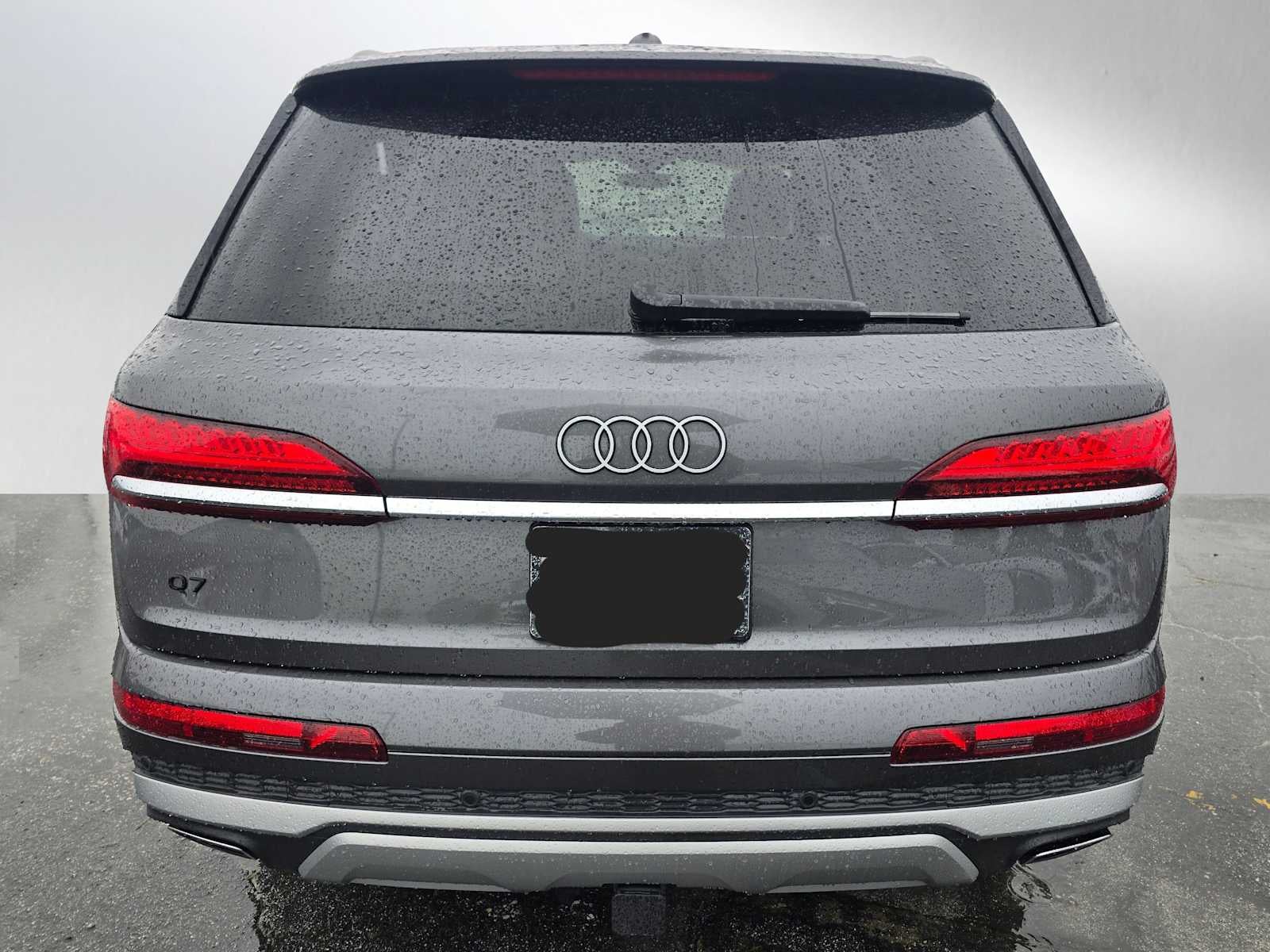 2025 Audi Q7 Premium Plus