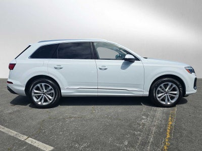 2025 Audi Q7 Premium Plus