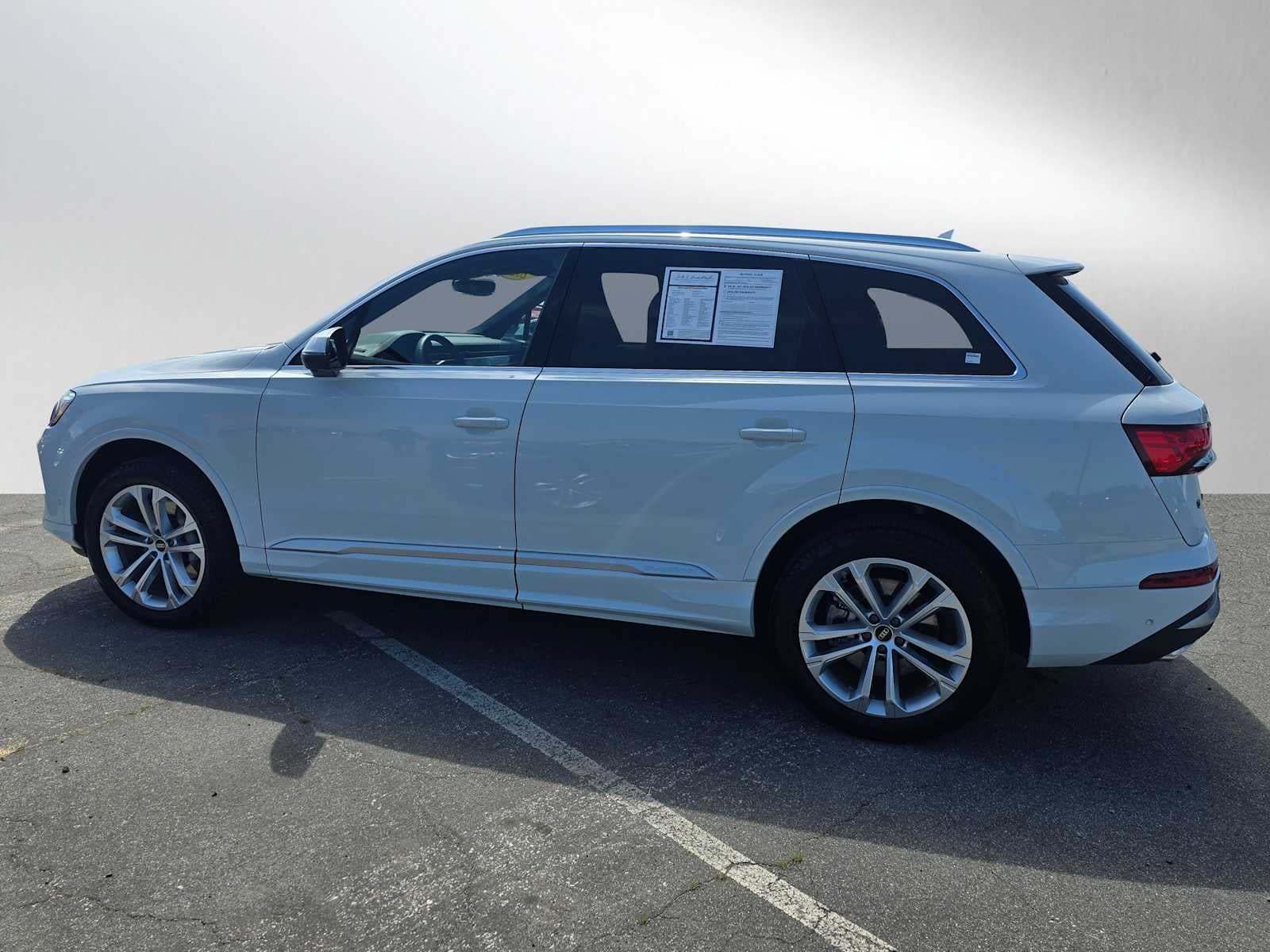 2025 Audi Q7 Premium Plus