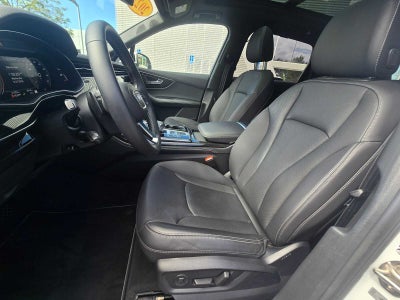 2025 Audi Q7 Premium Plus