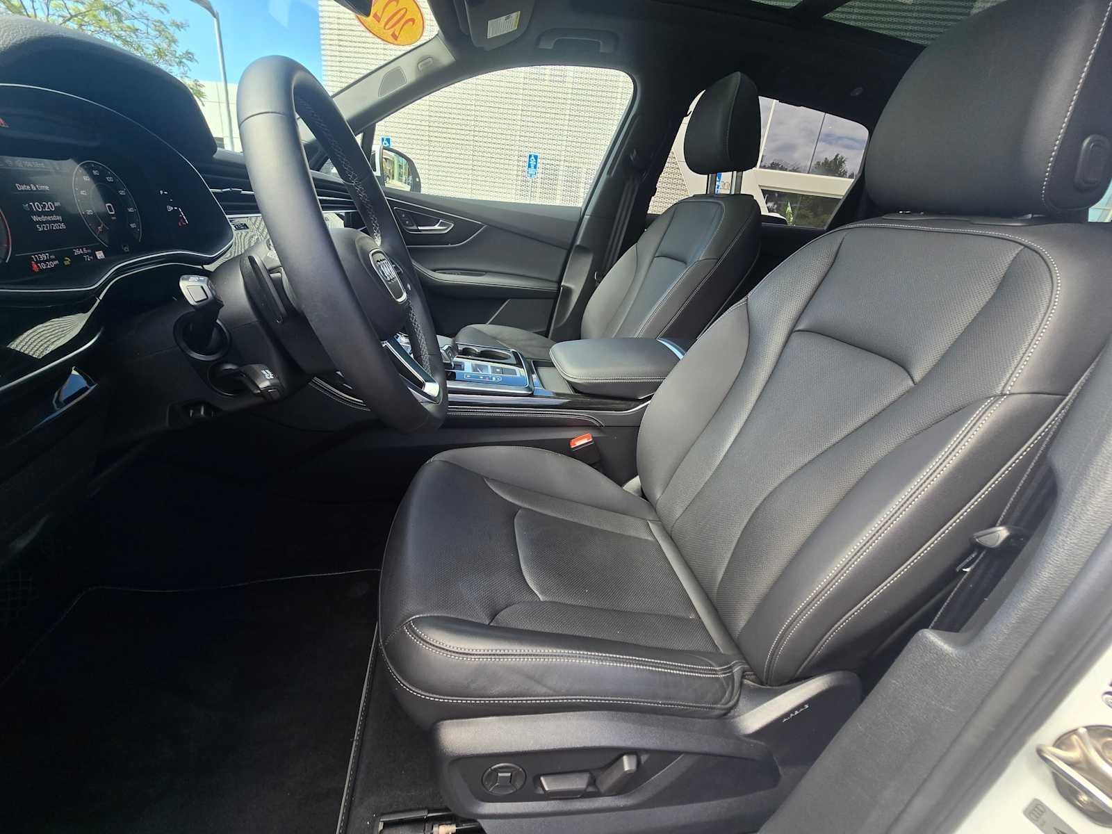 2025 Audi Q7 Premium Plus