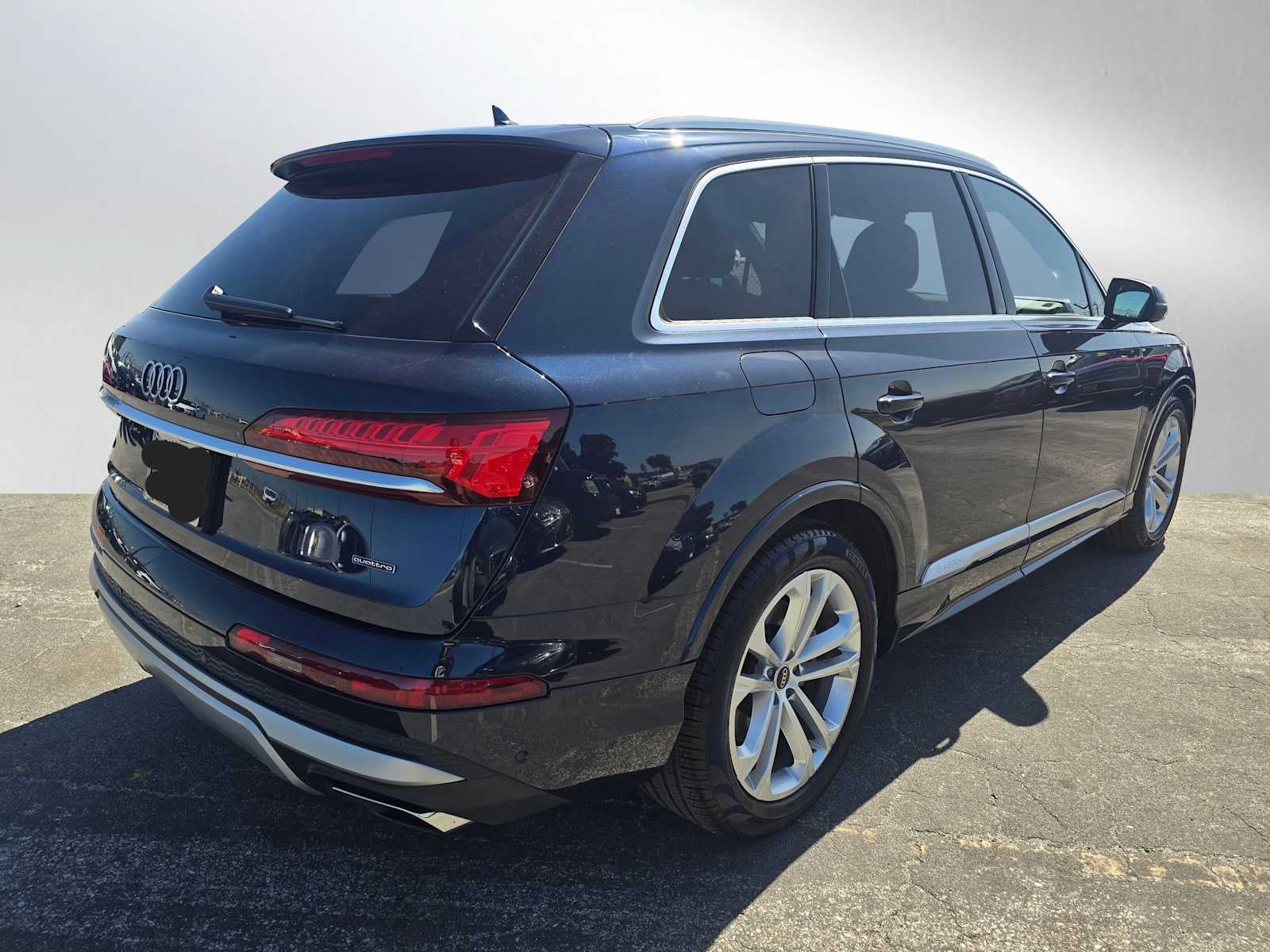 2025 Audi Q7 Premium Plus