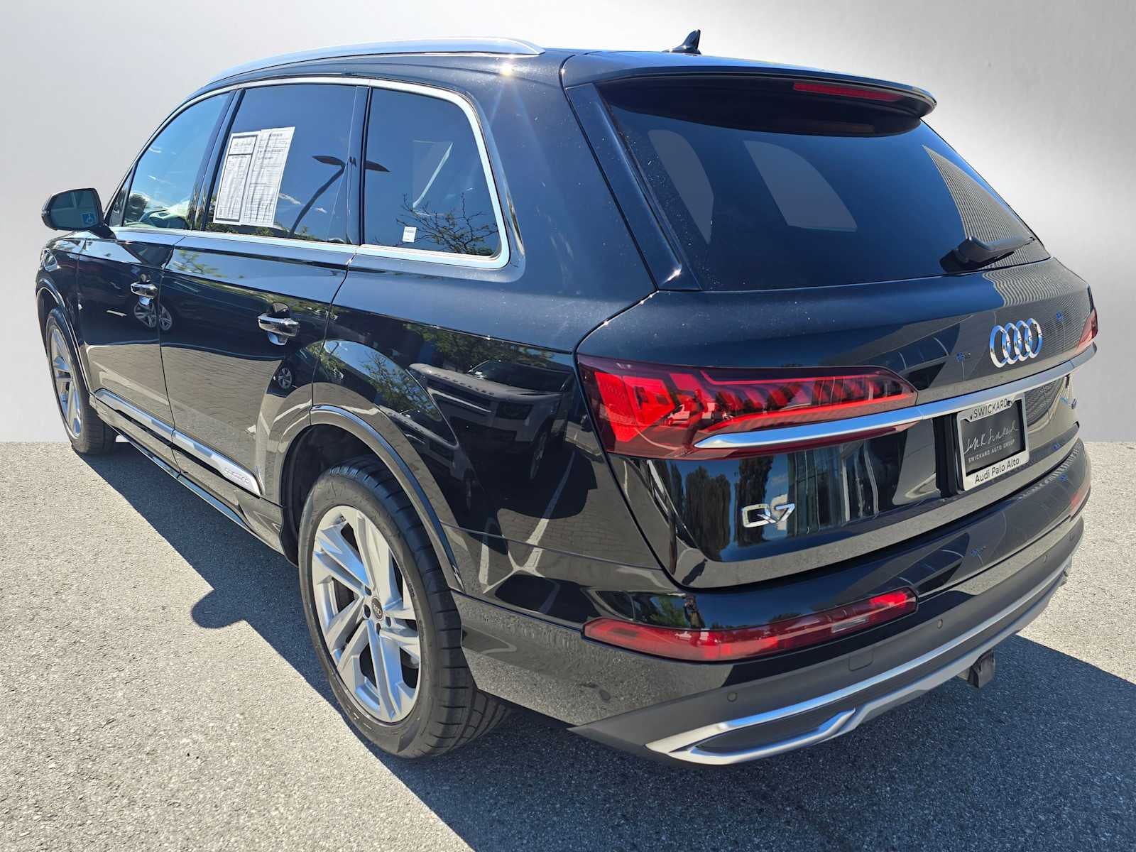 2023 Audi Q7 Premium Plus