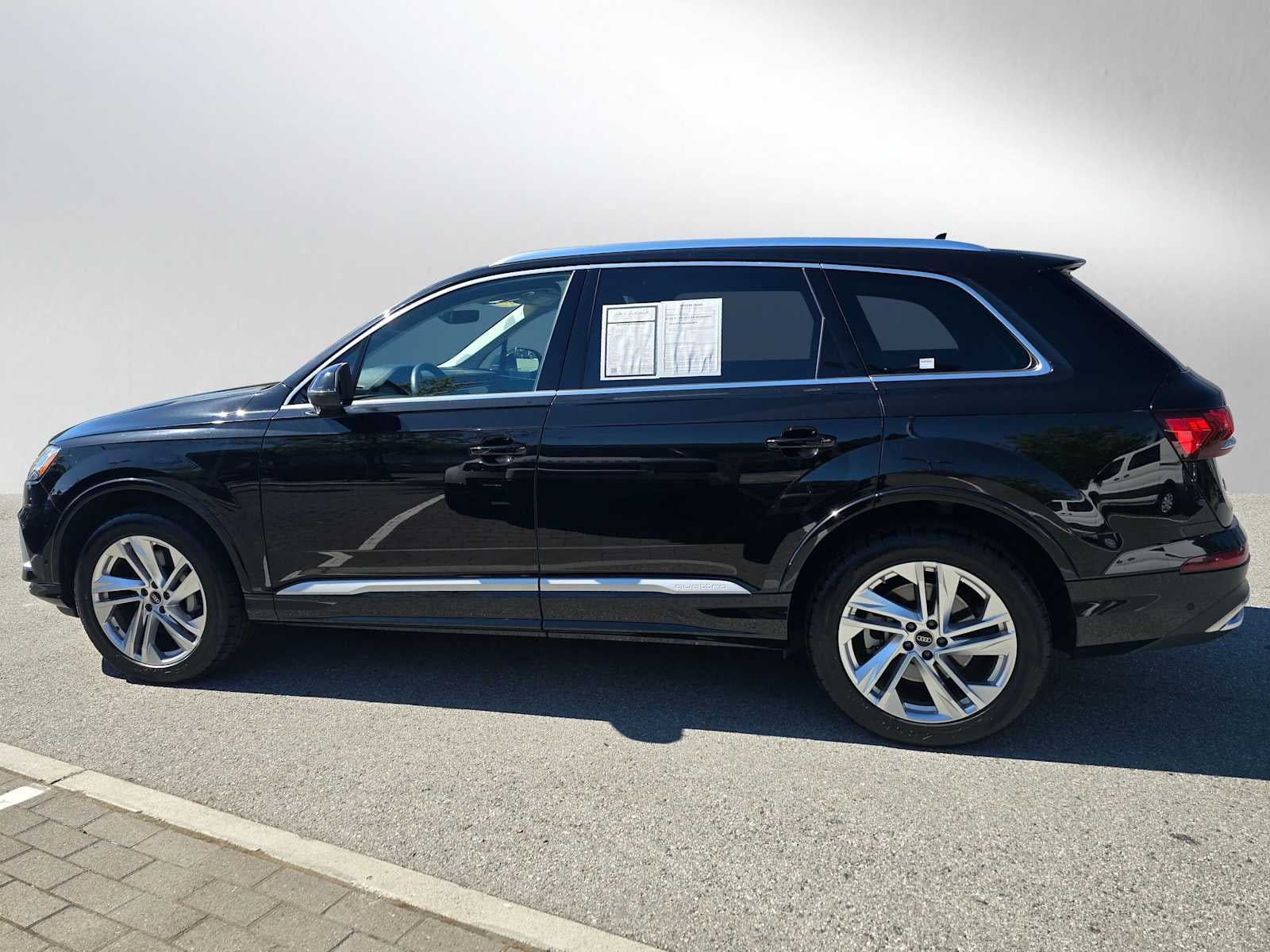 2023 Audi Q7 Premium Plus