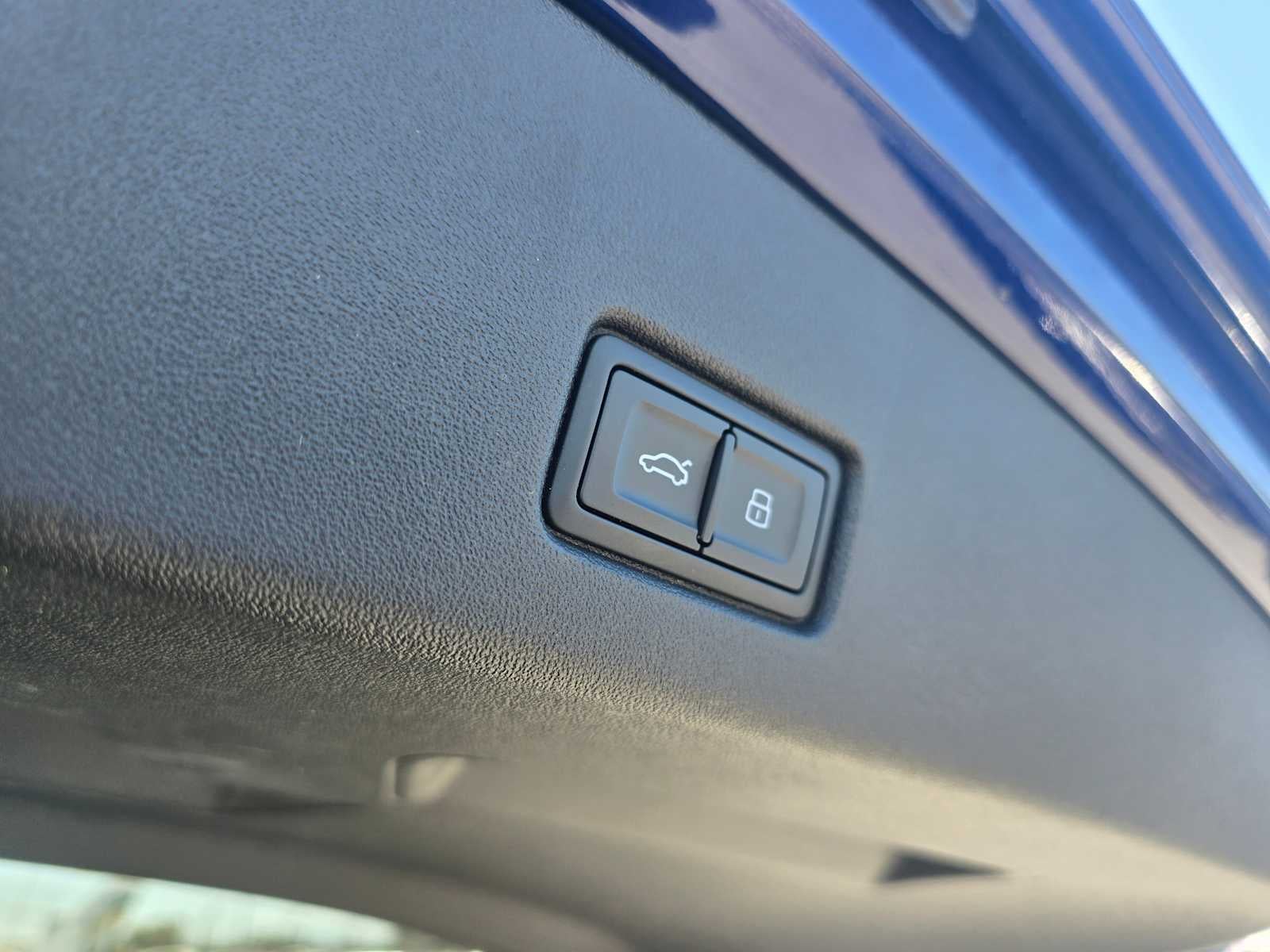 2023 Audi Q4 e-tron Prestige