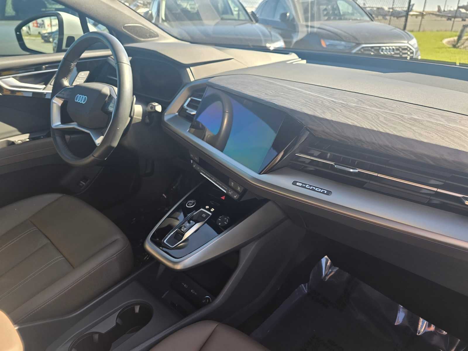 2024 Audi Q4 e-tron Prestige