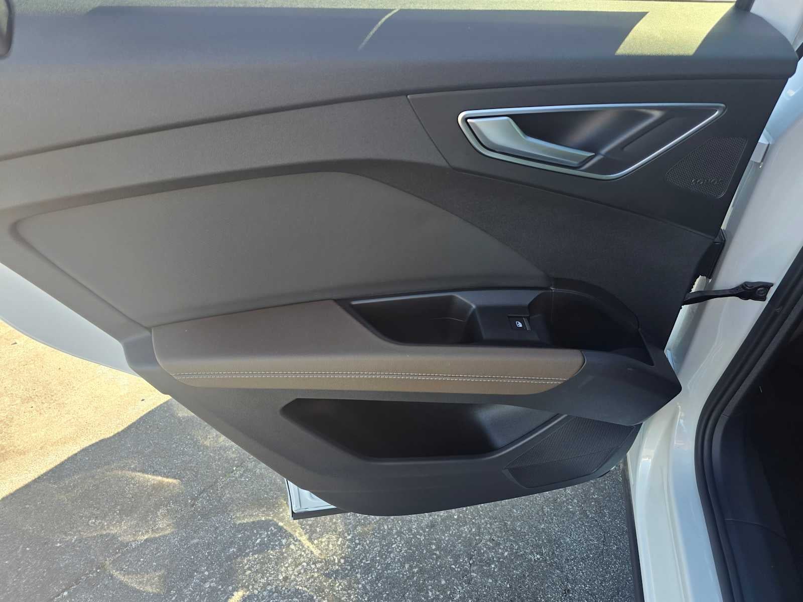 2024 Audi Q4 e-tron Prestige