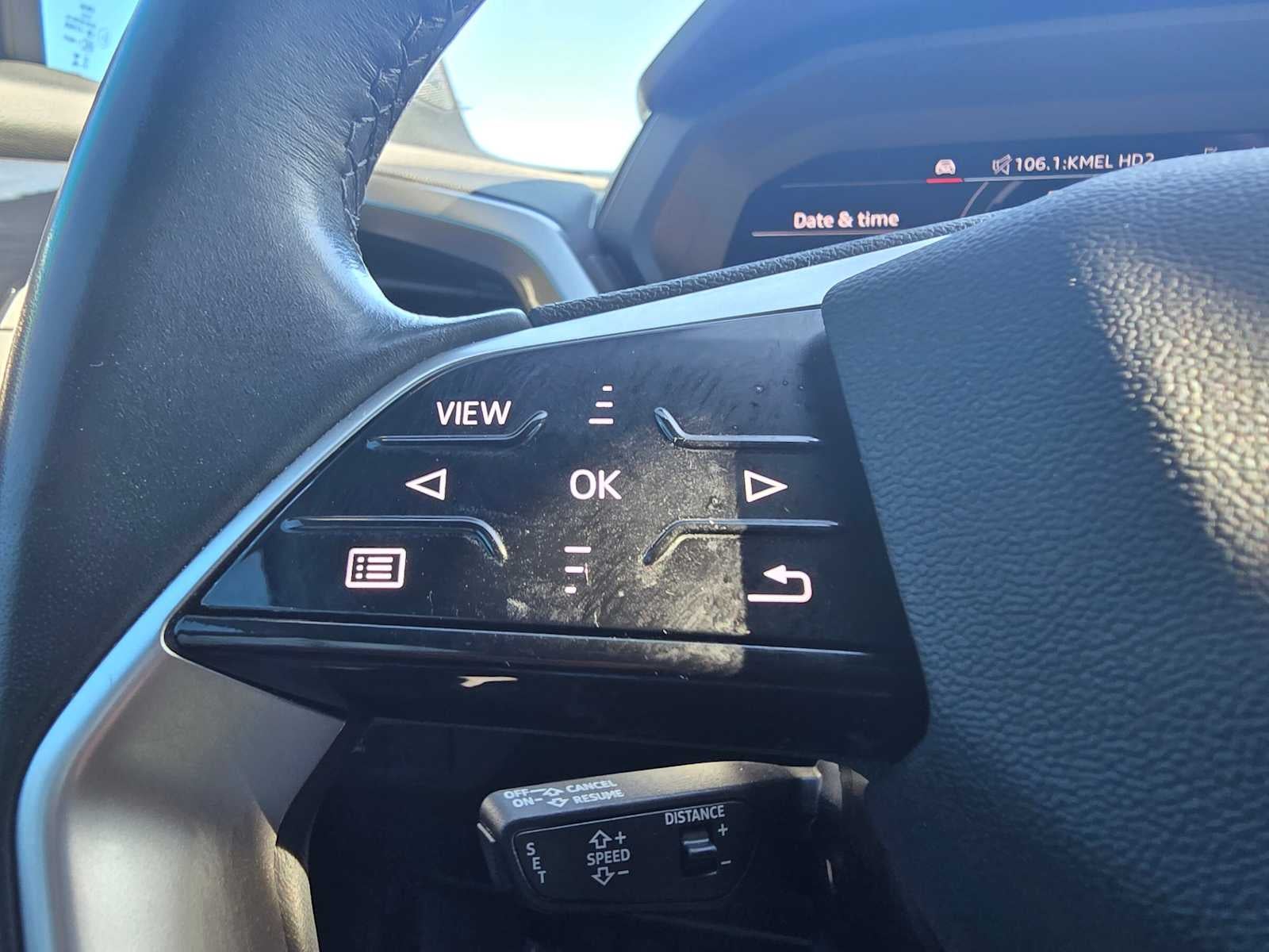 2024 Audi Q4 e-tron Prestige