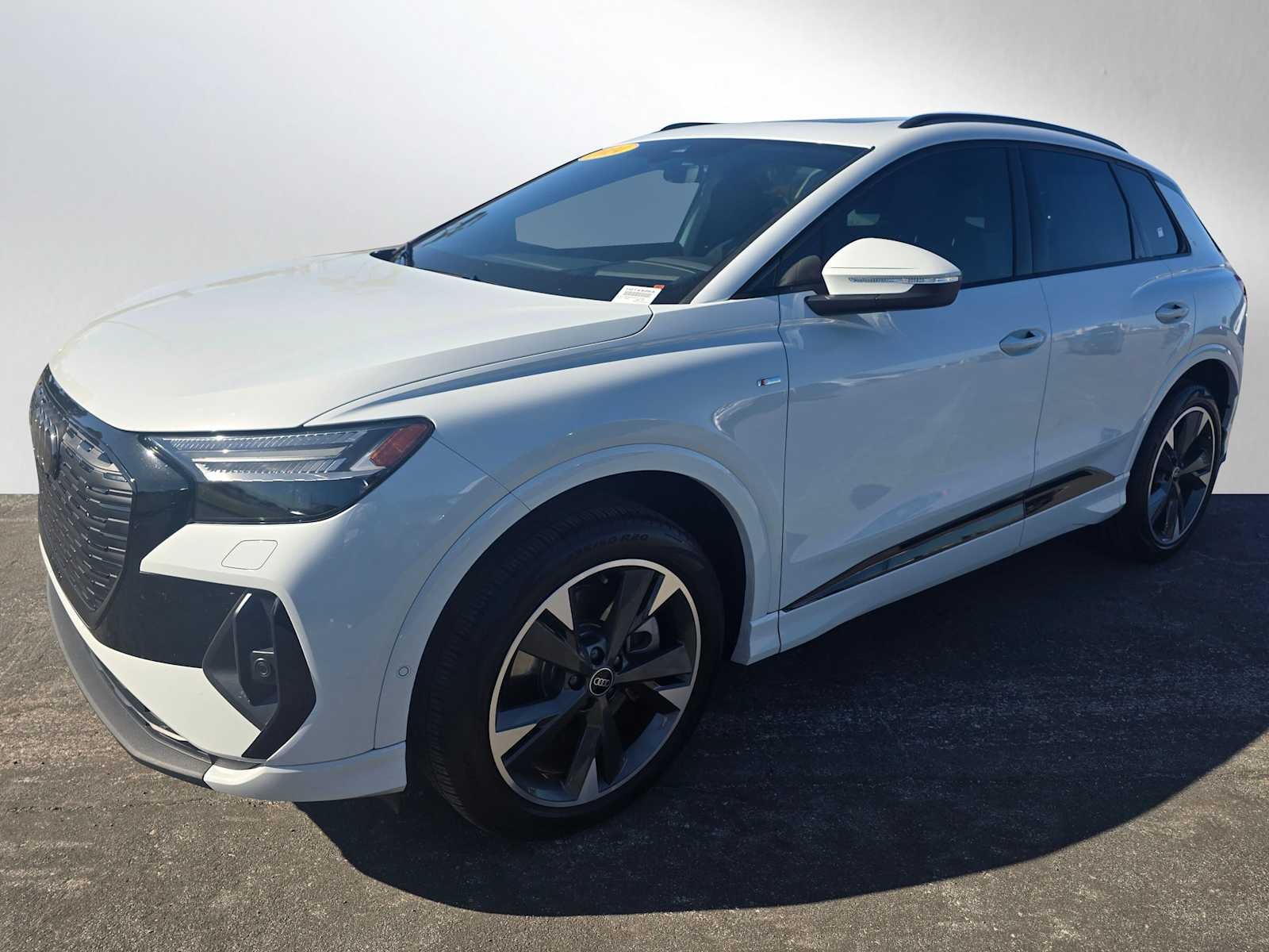 2024 Audi Q4 e-tron Prestige