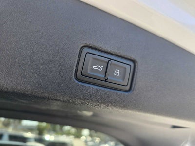 2024 Audi Q4 e-tron Prestige