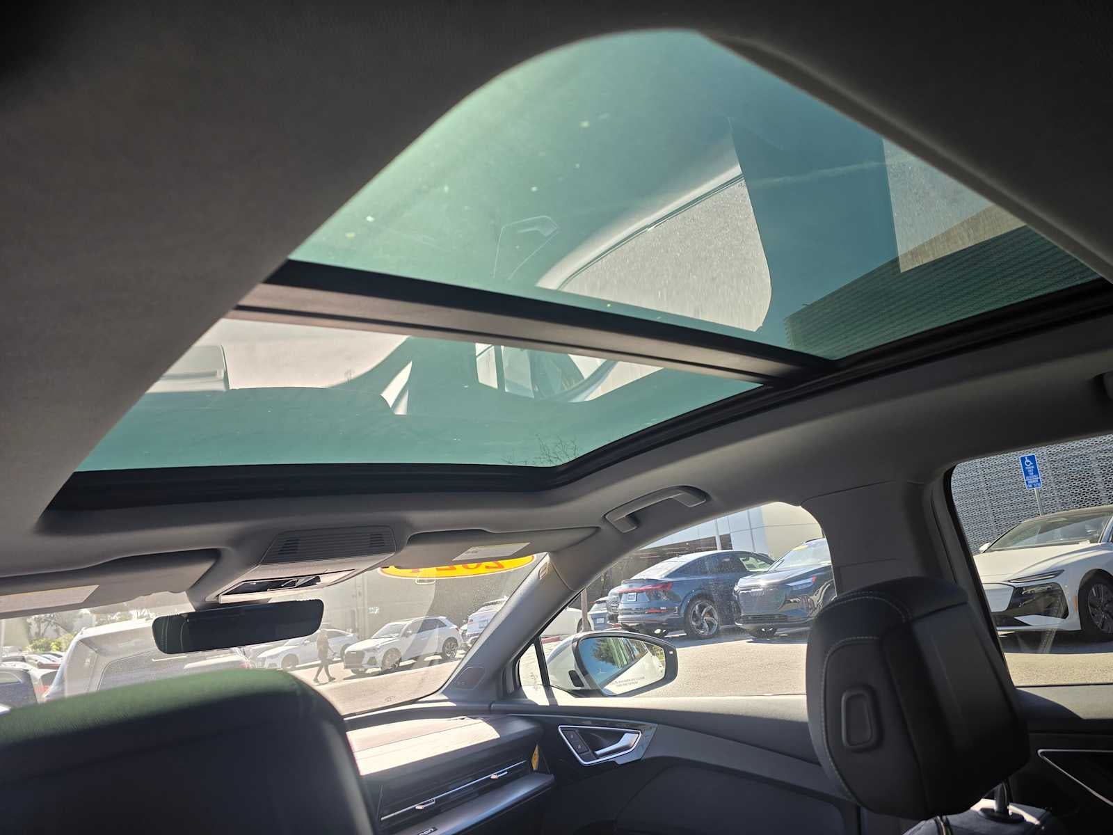 2024 Audi Q4 e-tron Prestige