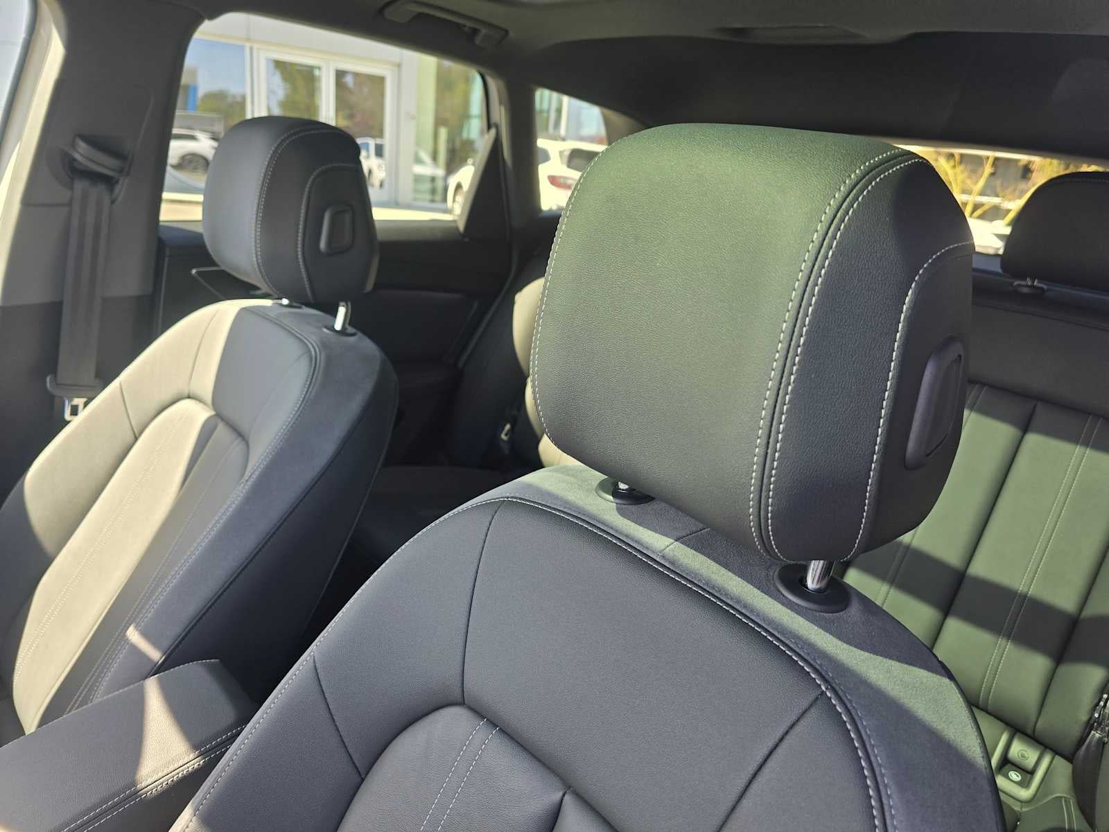 2024 Audi Q4 e-tron Prestige