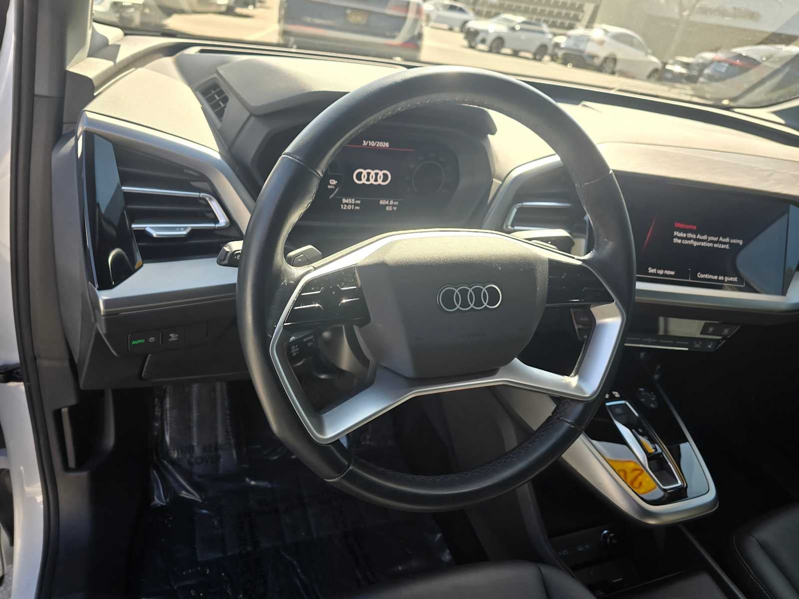 2024 Audi Q4 e-tron Prestige