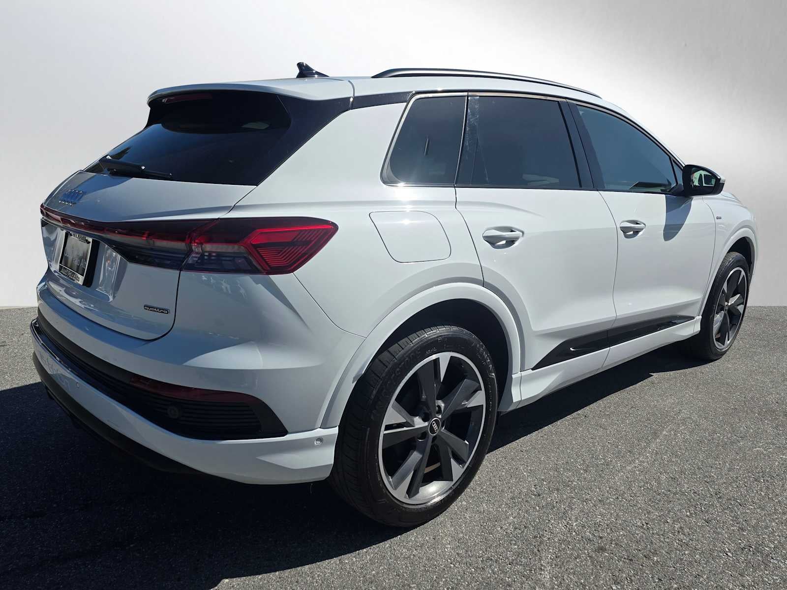 2024 Audi Q4 e-tron Prestige