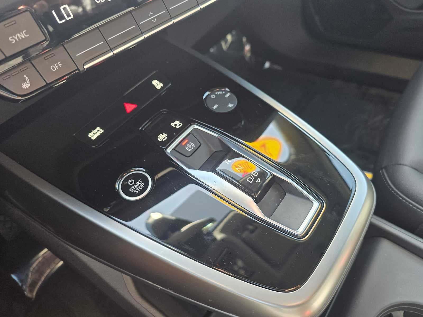 2024 Audi Q4 e-tron Prestige