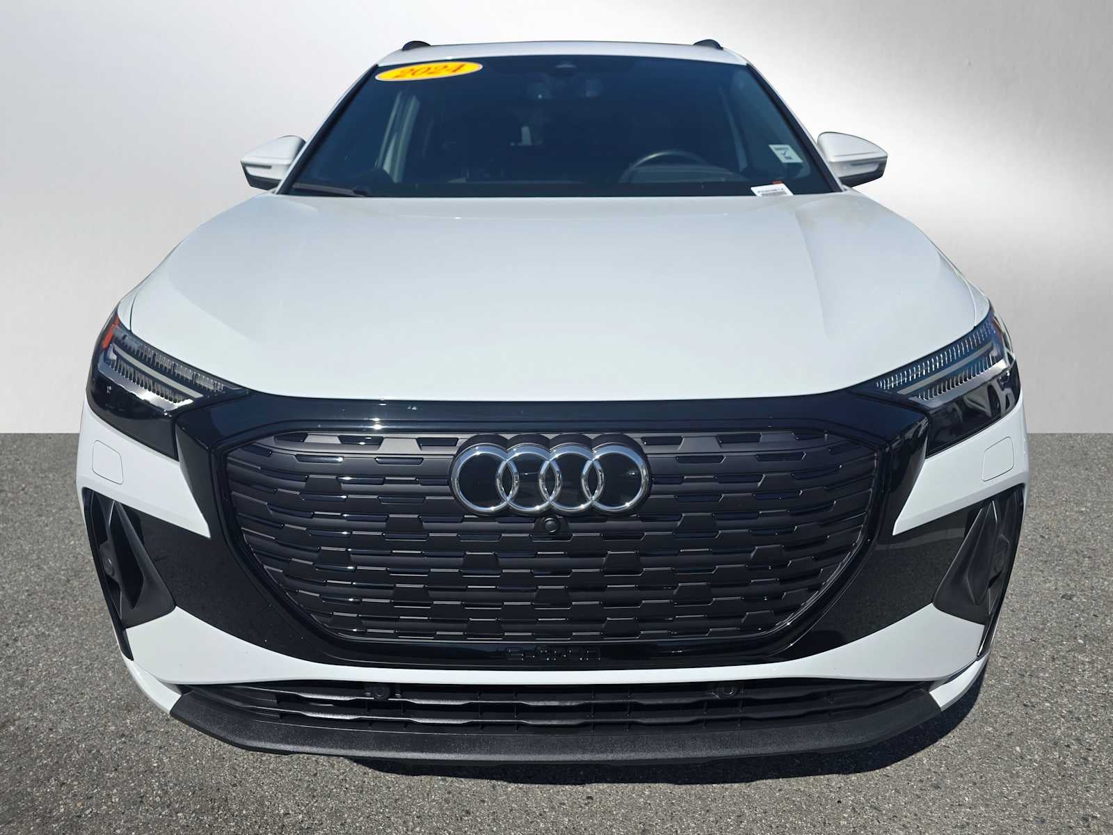 2024 Audi Q4 e-tron Prestige