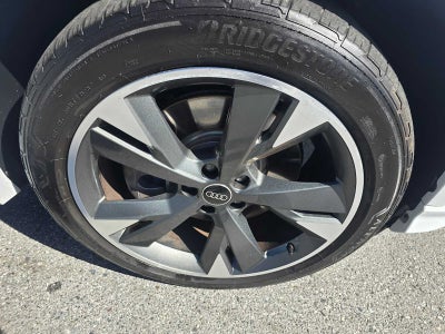 2024 Audi Q4 e-tron Prestige