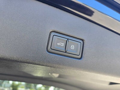 2024 Audi Q4 e-tron Prestige