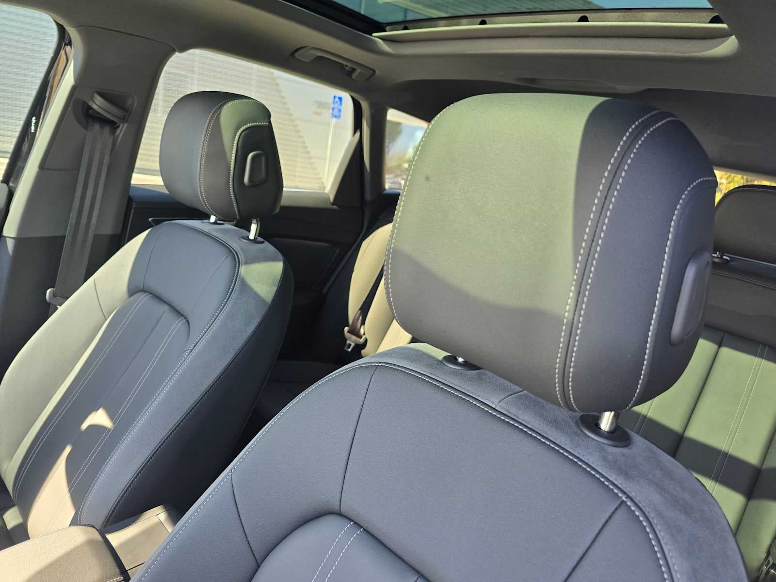 2024 Audi Q4 e-tron Prestige