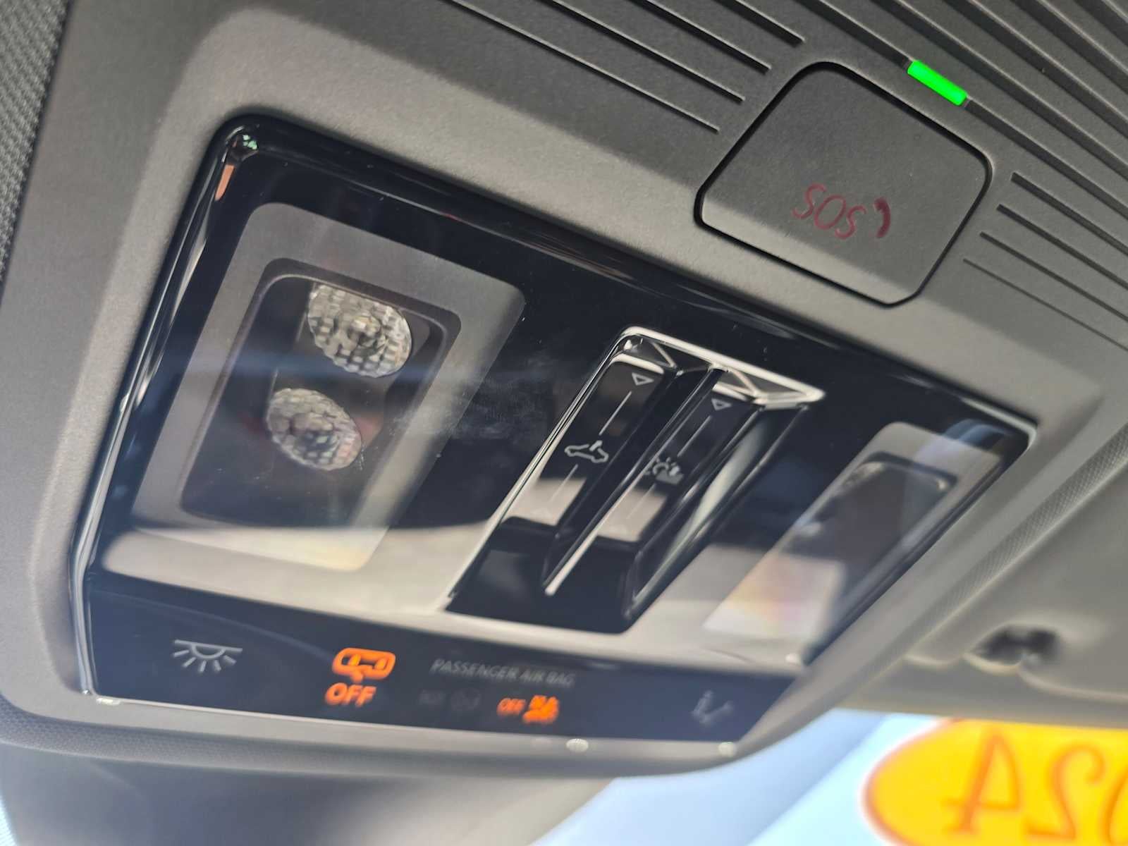 2024 Audi Q4 e-tron Prestige