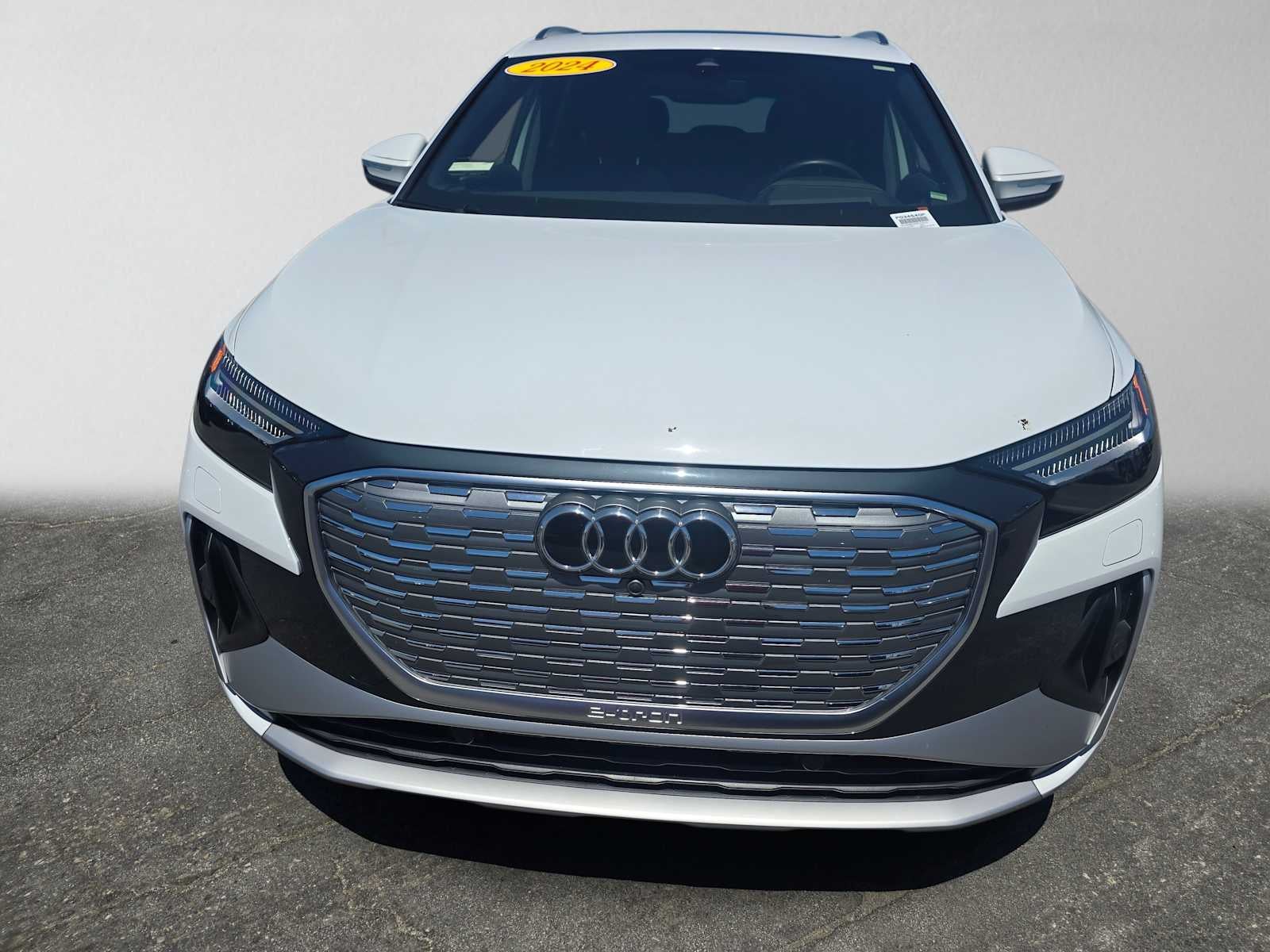 2024 Audi Q4 e-tron Prestige