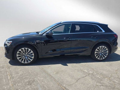 2019 Audi e-tron Prestige