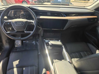 2019 Audi e-tron Prestige