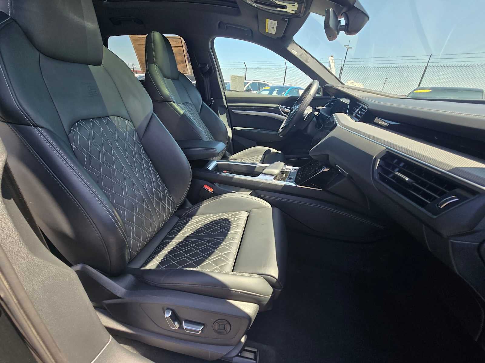 2023 Audi e-tron S Prestige