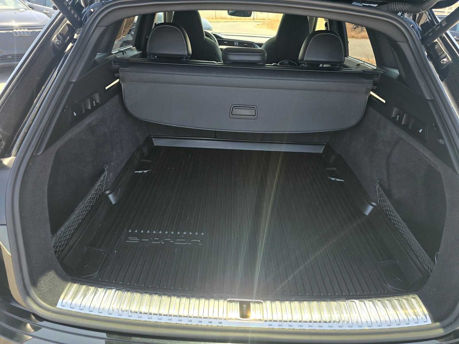 2023 Audi e-tron S Prestige