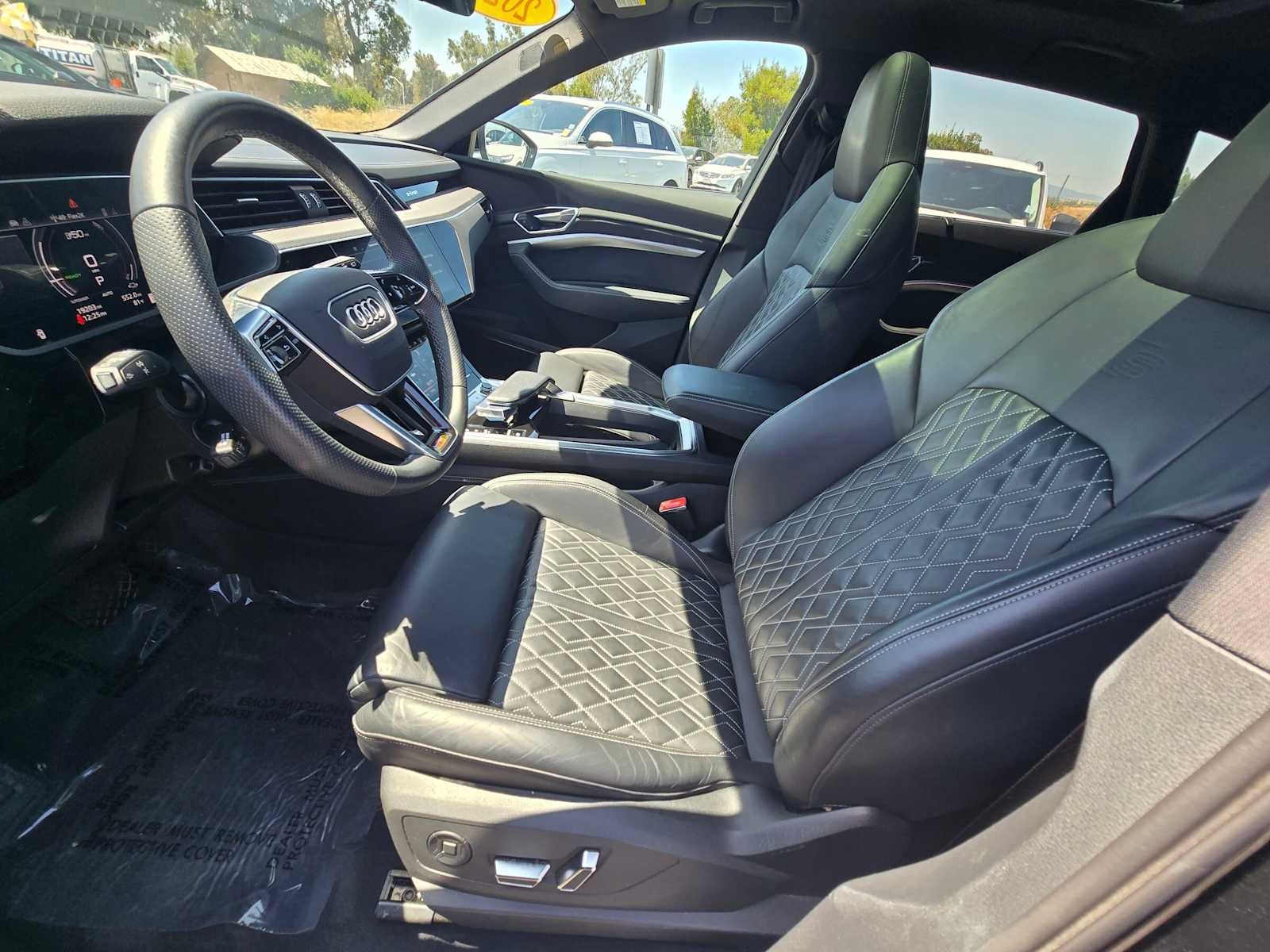 2023 Audi e-tron S Prestige