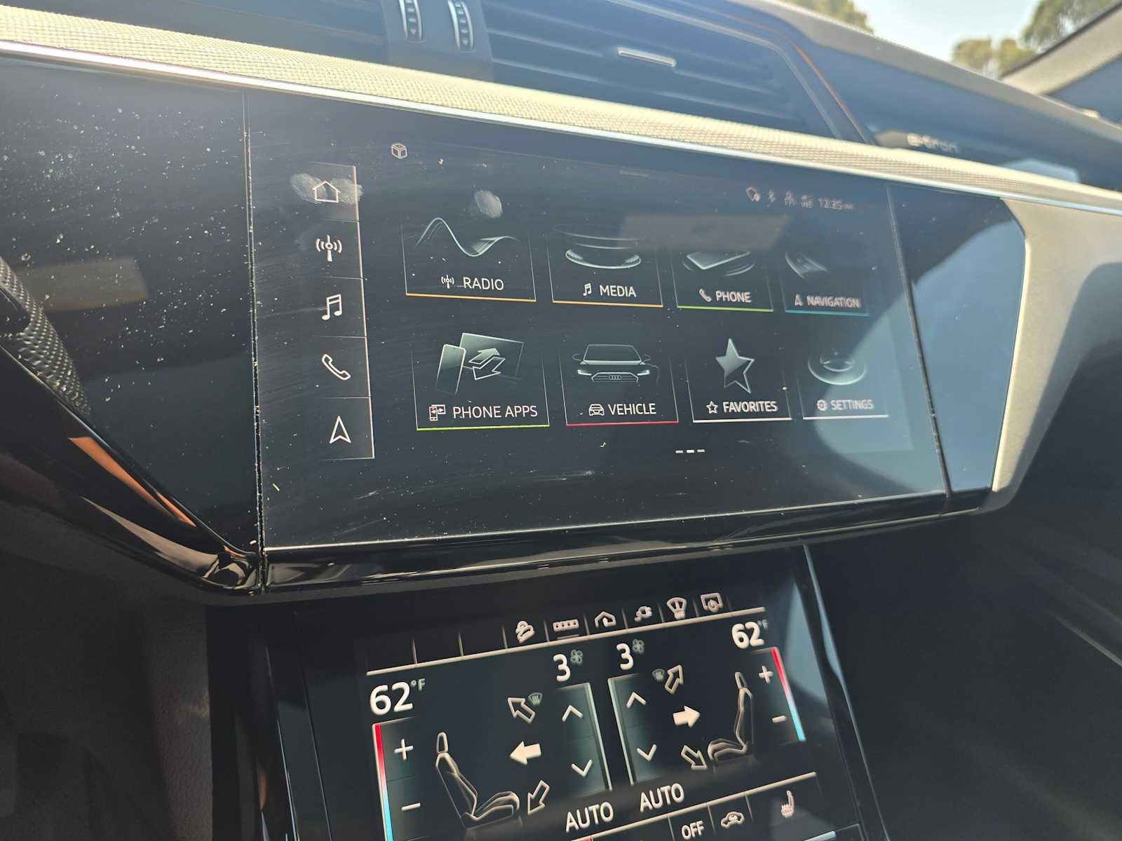 2023 Audi e-tron S Prestige