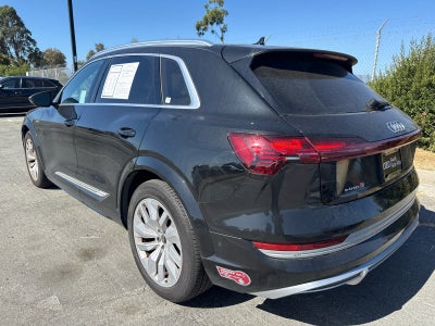 2023 Audi e-tron S Prestige