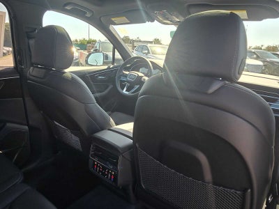 2025 Audi Q7 Prestige