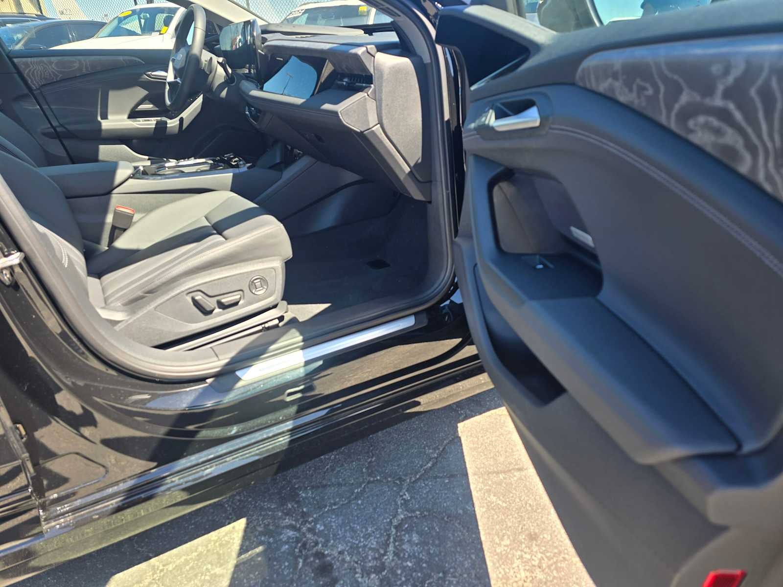 2025 Audi A6 e-tron Premium Plus
