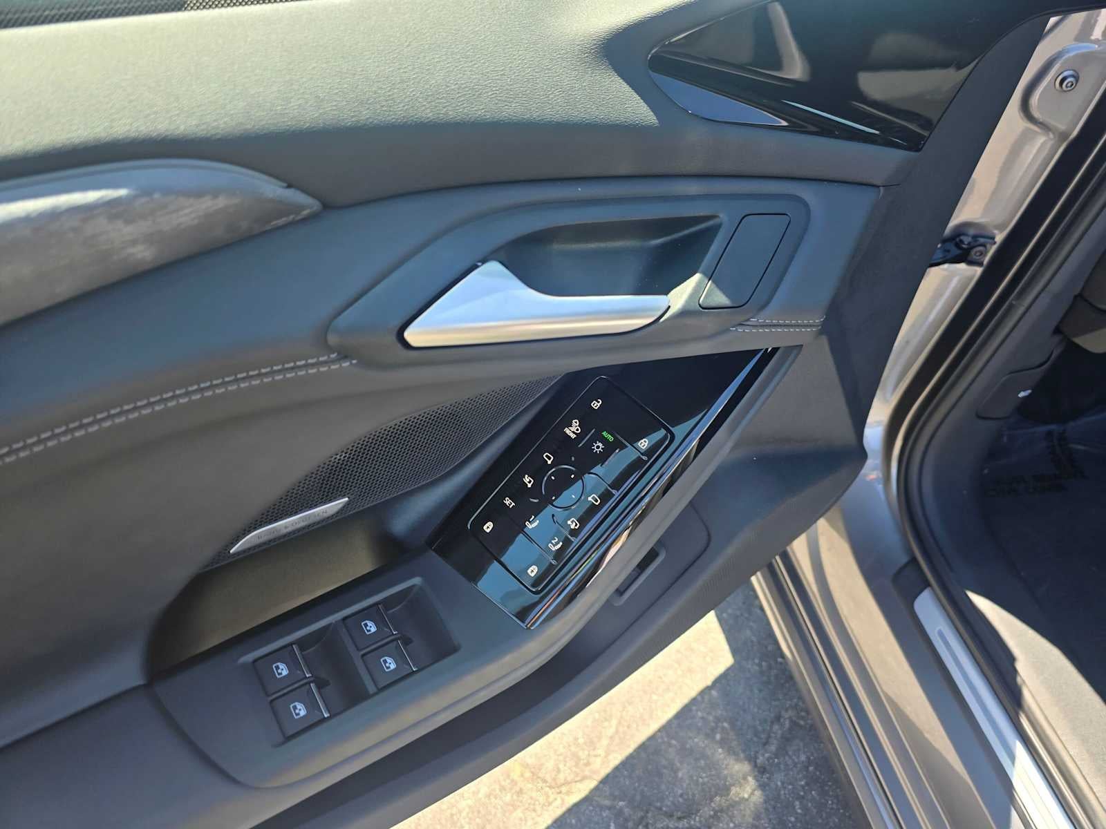 2025 Audi A6 e-tron Prestige