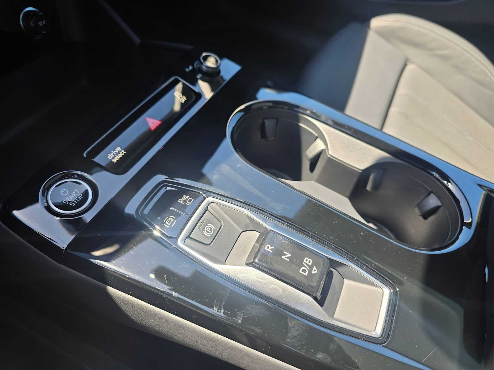 2025 Audi A6 e-tron Prestige