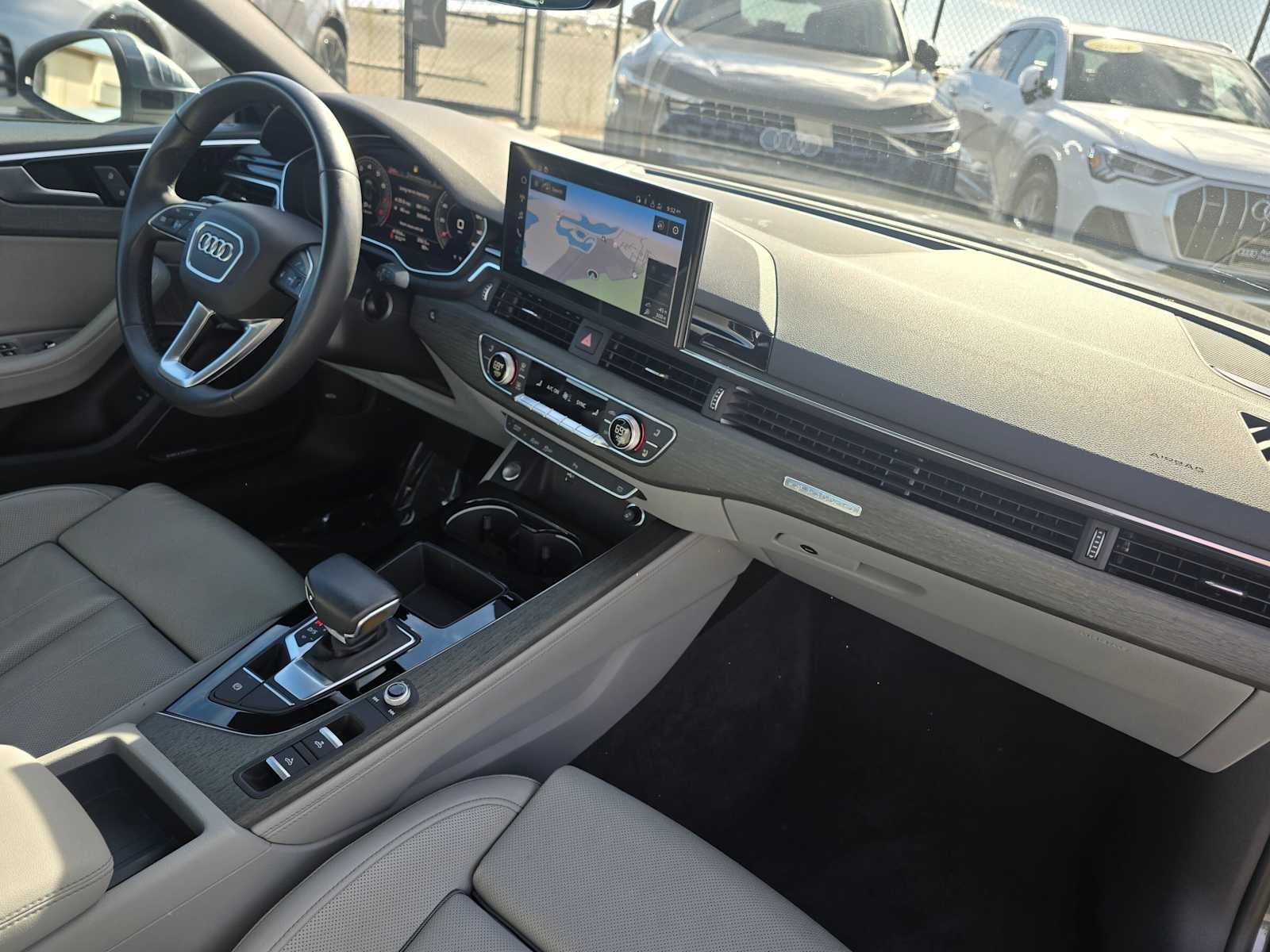 2023 Audi A5 Cabriolet S line Premium Plus