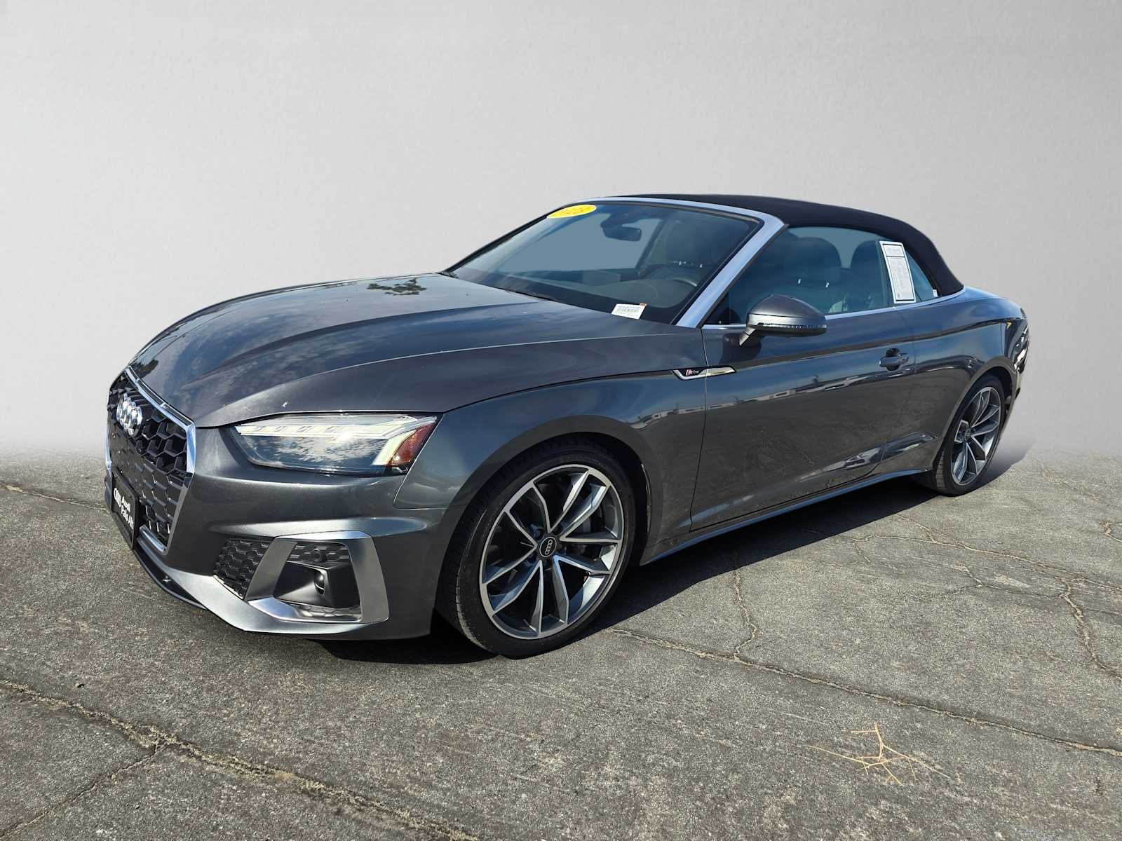 2023 Audi A5 Cabriolet S line Premium Plus