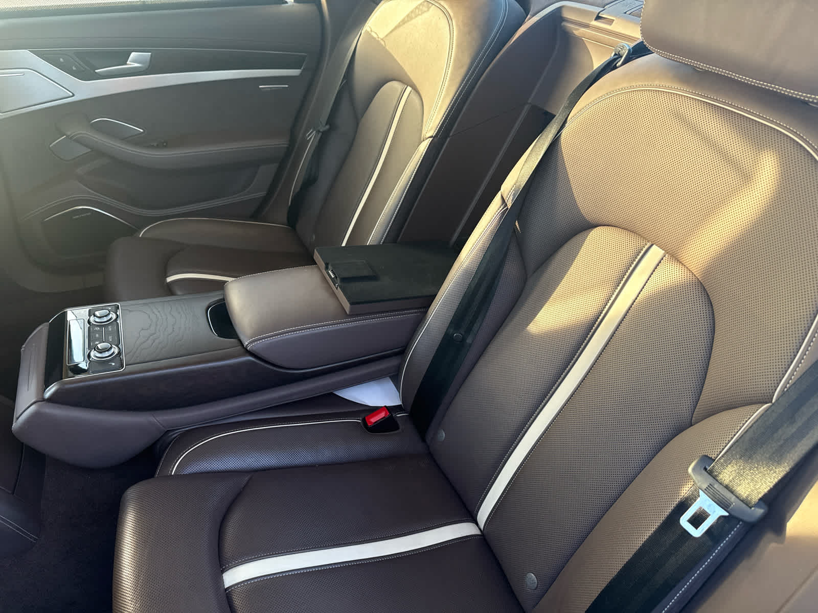 2014 Audi S8 4dr Sdn