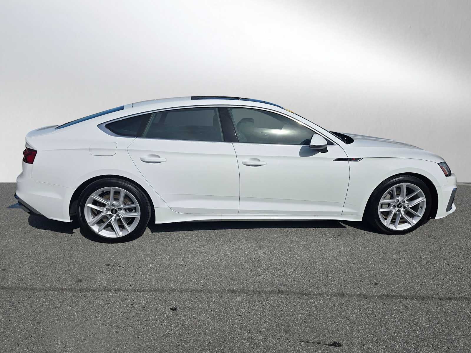 2024 Audi A5 Sportback S line Premium