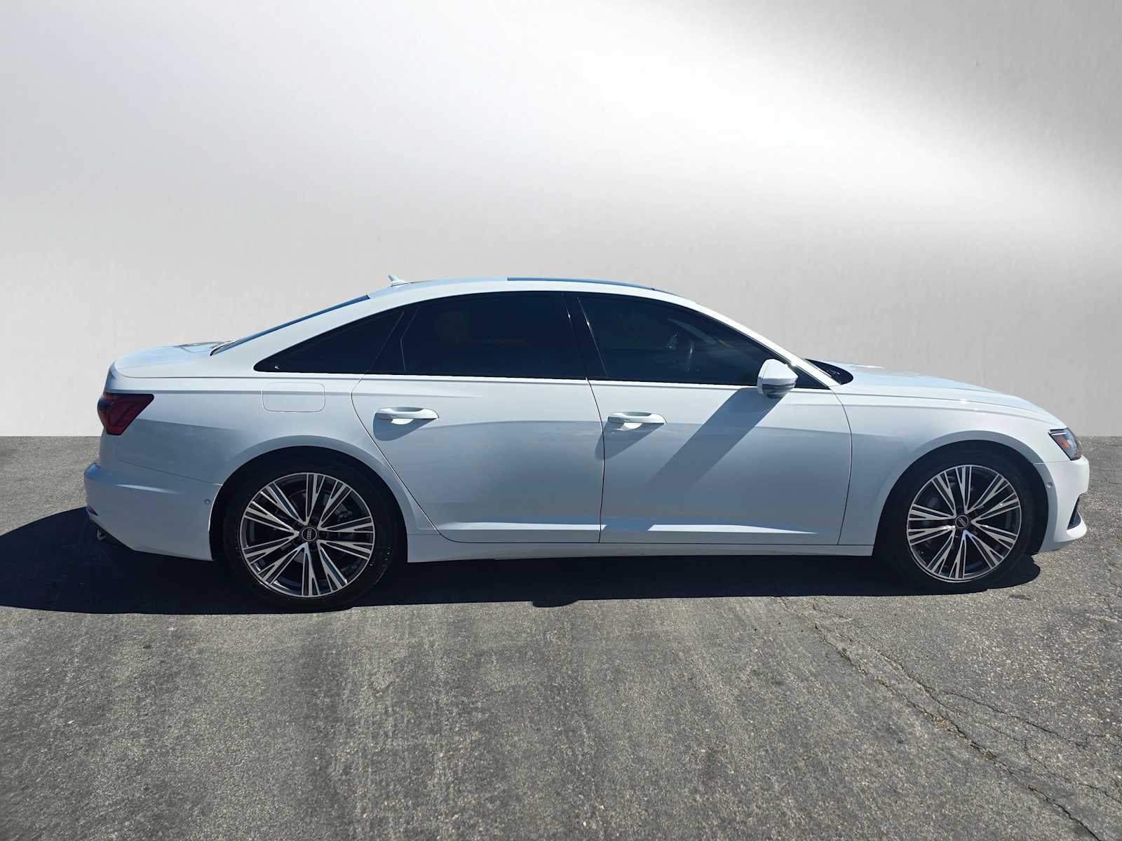 2023 Audi A6 Sedan Premium Plus