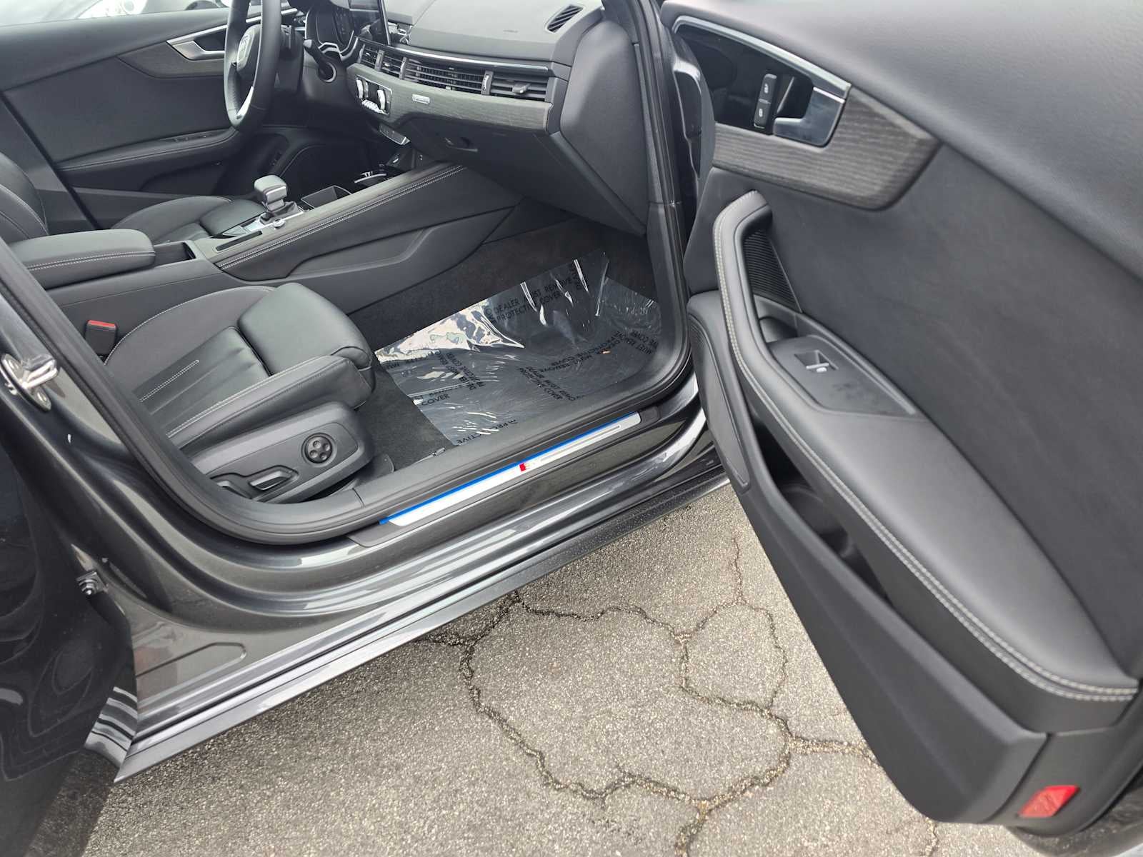 2023 Audi A4 Sedan S line Premium Plus