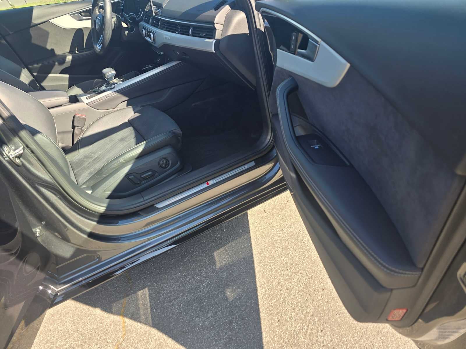 2023 Audi A4 S line Premium Plus