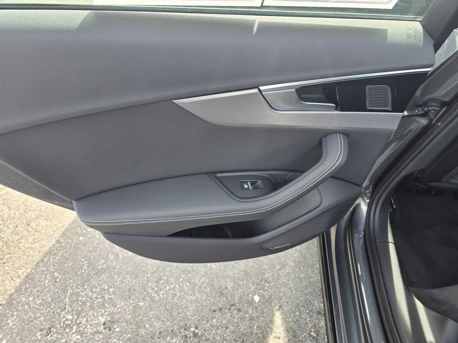 2023 Audi A4 S line Premium Plus