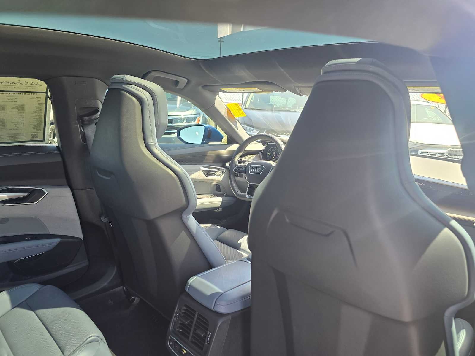 2024 Audi e-tron GT Premium Plus
