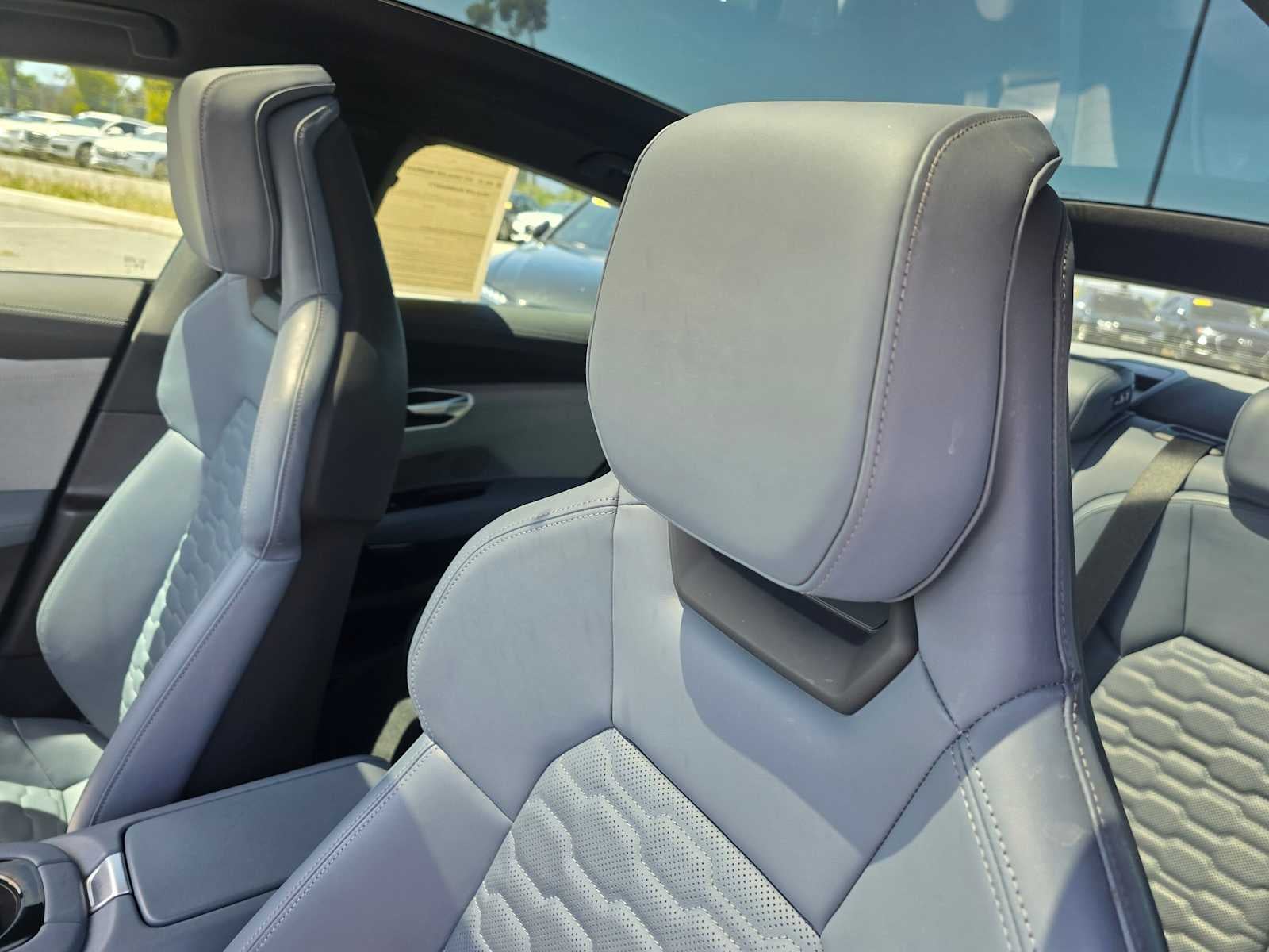 2024 Audi e-tron GT Premium Plus
