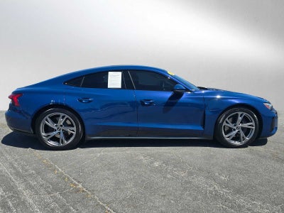 2024 Audi e-tron GT Premium Plus